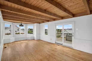 70 Menauhant Rd, Falmouth, MA 02536 - Photo 11