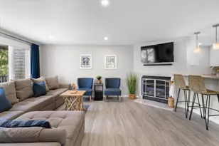 11 Riverview Ave, Mashpee, MA 02649 - Photo 9