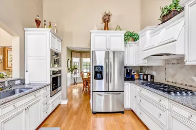 42 Iris Lane, Yarmouth, MA 02675 - Photo 3
