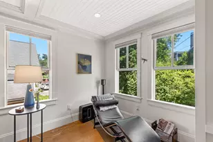 24 Cottage St, Provincetown, MA 02657 - Photo 7