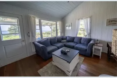 11 Beach Road, Oak Bluffs, MA 02557 - Photo 7
