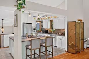 14 Ellen Ln, Bourne, MA 02559 - Photo 11