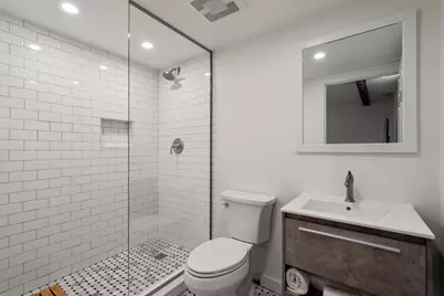 558A Commercial Street, Provincetown, MA 02657 - Photo 25