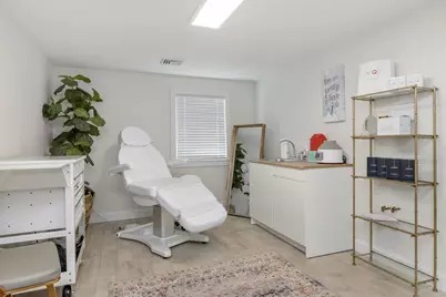 712 Main Street, Barnstable, MA 02601 - Photo 31