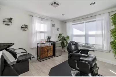 712 Main Street, Barnstable, MA 02601 - Photo 61