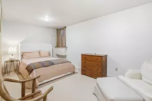 21 Eliot Ave, Chilmark, MA 02535 - Photo 31