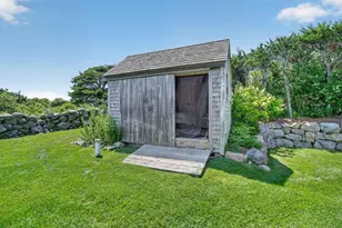 21 Eliot Ave, Chilmark, MA 02535 - Photo 19