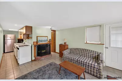 424 Grand Avenue, Falmouth, MA 02540 - Photo 17