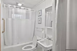 424 Grand Ave, Falmouth, MA 02540 - Photo 7