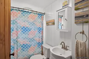 426 Grand Ave, Falmouth, MA 02540 - Photo 9