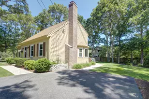 47 Simmons Rd, Falmouth, MA 02536 - Photo 3