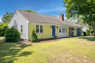 11 Gateway St, Yarmouth, MA 02664 - Photo 3