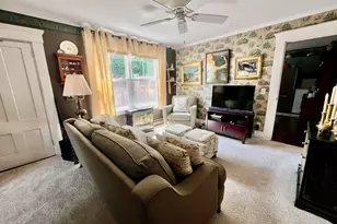 27 Montello St, Provincetown, MA 02657 - Photo 13