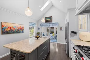 7 Gold Leaf Ln, Mashpee, MA 02649 - Photo 11