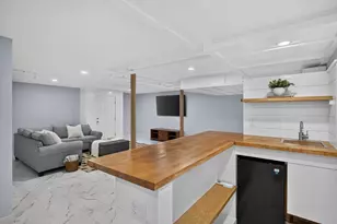 8 Bank St, Eastham, MA 02642 - Photo 19