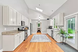 536 Skunknet Rd, Barnstable, MA 02632 - Photo 9