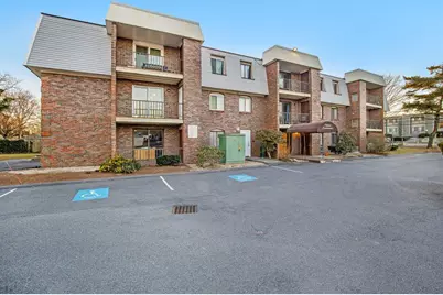 15 Oak Neck Road #APT 11, Barnstable, MA 02601 - Photo 1