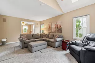 73 Hillando Dr, Shrewsbury, MA 01545 - Photo 15
