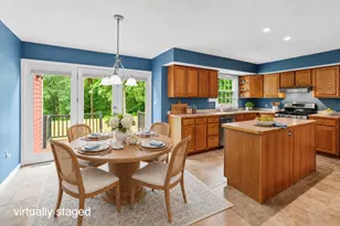 73 Hillando Dr, Shrewsbury, MA 01545 - Photo 3