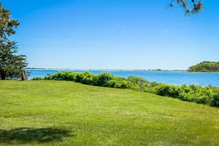 43 Sengekontacket Rd, Oak Bluffs, MA 02557 - Photo 19