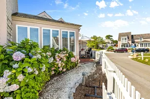 26 Vineyard View Ln, Mashpee, MA 02649 - Photo 11
