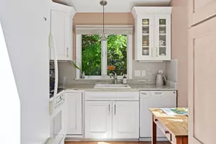 241 Seaward, Falmouth, MA 02536 - Photo 15