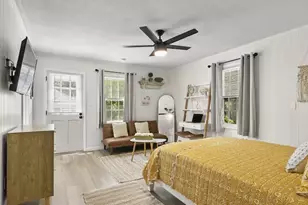 230 Gosnold St, Barnstable, MA 02601 - Photo 27
