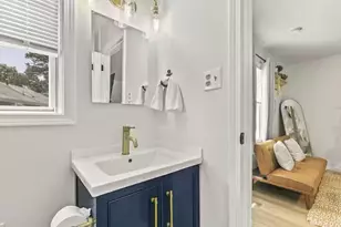 230 Gosnold St, Barnstable, MA 02601 - Photo 33