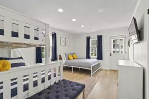 230 Gosnold St, Barnstable, MA 02601 - Photo 35