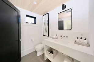 11A Meadow Ln, Nantucket, MA 02554 - Photo 37