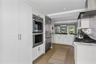 73 Franklin St, Provincetown, MA 02657 - Photo 9