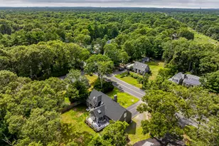 835 Old Barnstable Rd, Falmouth, MA 02536 - Photo 33