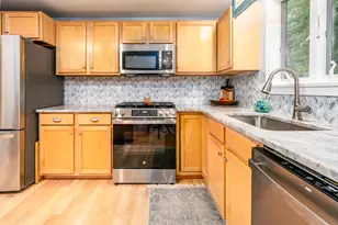 8 Executive Dr, Mashpee, MA 02649 - Photo 5