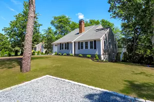 28 Seminole Dr, Yarmouth, MA 02675 - Photo 3