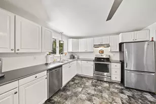 21 Colony Ave, Bourne, MA 02553 - Photo 11
