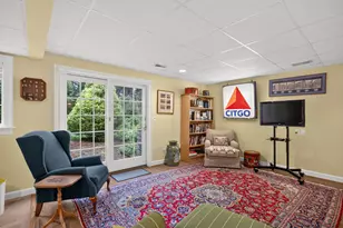 8 Elizabeth Cir, Mashpee, MA 02649 - Photo 23