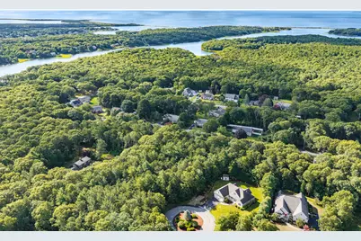 9 Pams Way, Falmouth, MA 02536 - Photo 3