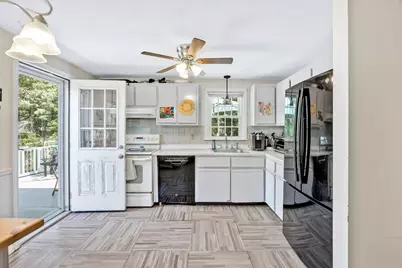 27 Oregon Road, Mashpee, MA 02649 - Photo 7