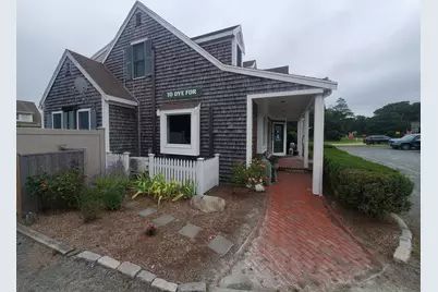 8 Nells Way #D, Orleans, MA 02653 - Photo 3