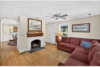 658 Main Street, Harwich, MA 02645 - Photo 17