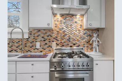 9A Conwell Street #4, Provincetown, MA 02657 - Photo 9