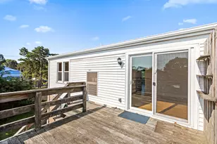 24 Bettys Pond Rd, Barnstable, MA 02601 - Photo 7