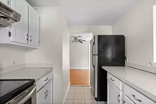 24 Bettys Pond Rd, Barnstable, MA 02601 - Photo 5