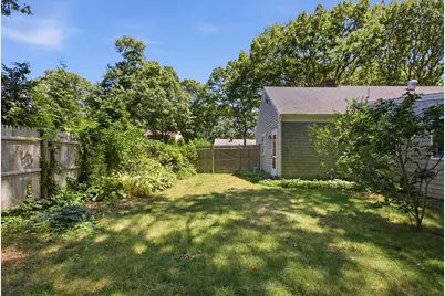 38 McNamara Avenue, Yarmouth, MA 02673 - Photo 15