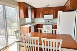 24 Union St, Yarmouth, MA 02675 - Photo 7