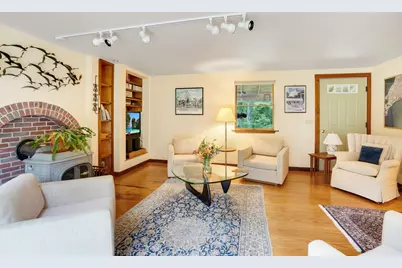 174 Middle Road, Chilmark, MA 02535 - Photo 15