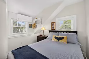 48 Pleasant St, Provincetown, MA 02657 - Photo 23