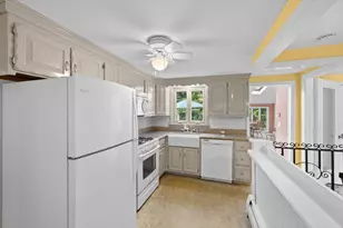 33 Homestead Ln, Falmouth, MA 02536 - Photo 31