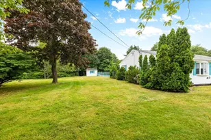 33 Homestead Ln, Falmouth, MA 02536 - Photo 5