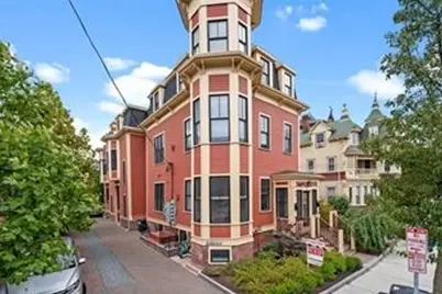 42 Bow Street #APT 5, Somerville, MA 02143 - Photo 1